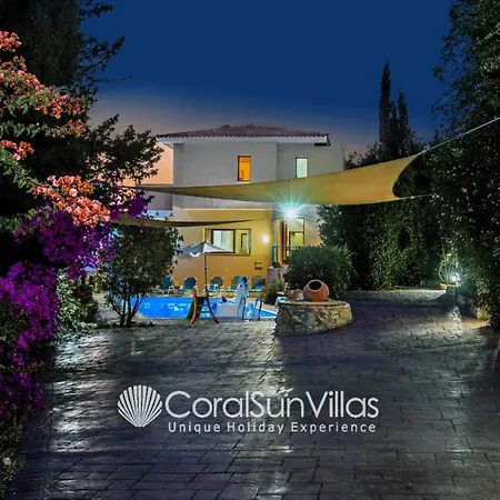 Wonderful Quiet Area, Completely Privacy, Large Private Pool, Colourful Garden Peyia