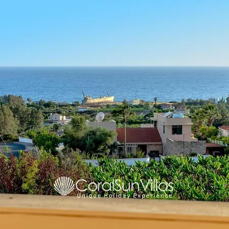 Wonderful Quiet Area, Completely Privacy, Large Private Pool, Colourful Garden Villa *