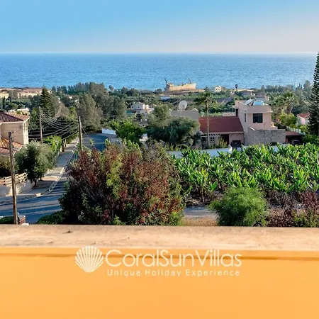 Wonderful Quiet Area, Completely Privacy, Large Private Pool, Colourful Garden Вилла