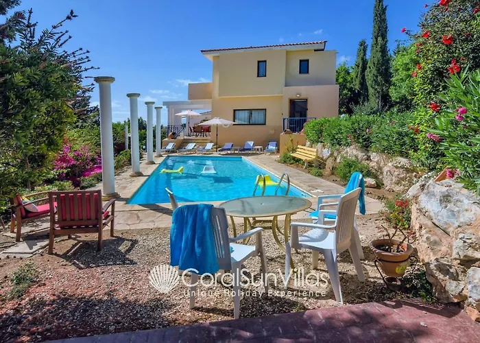 Wonderful Quiet Area, Completely Privacy, Large Private Pool, Colourful Garden * Peyia