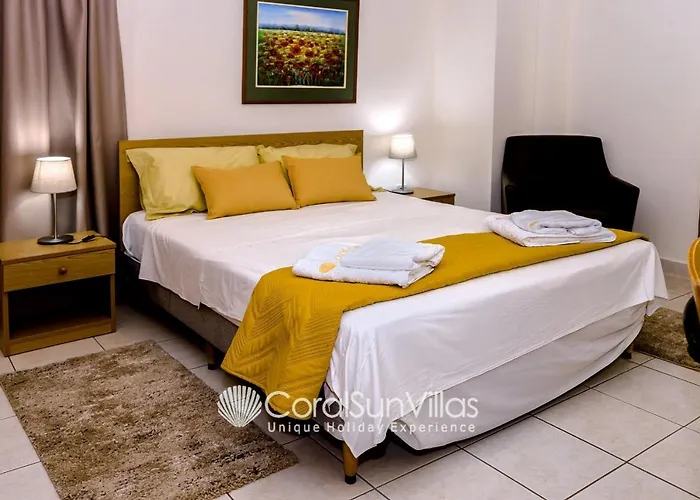 ヴィラ Wonderful Quiet Area, Completely Privacy, Large Private Pool, Colourful Garden ペイヤ