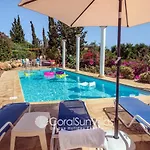 Wonderful Quiet Area, Completely Privacy, Large Private Pool, Colourful Garden Pegeia
