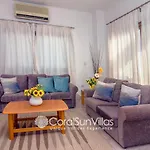 Wonderful Quiet Area, Completely Privacy, Large Private Pool, Colourful Garden Villa