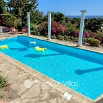 Wonderful Quiet Area, Completely Privacy, Large Private Pool, Colourful Garden * Pegeia