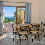 Wonderful Quiet Area, Completely Privacy, Large Private Pool, Colourful Garden